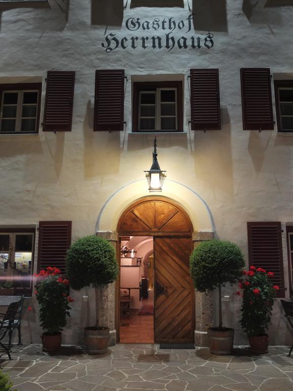 Gasthof Herrnhaus ブリックレック エクステリア 写真